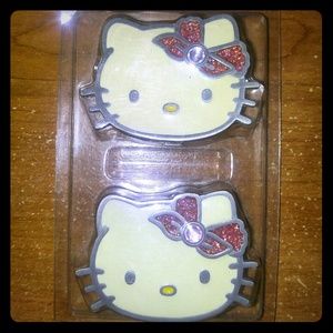 Super Cute Hello Kitty Dresser Knobs!